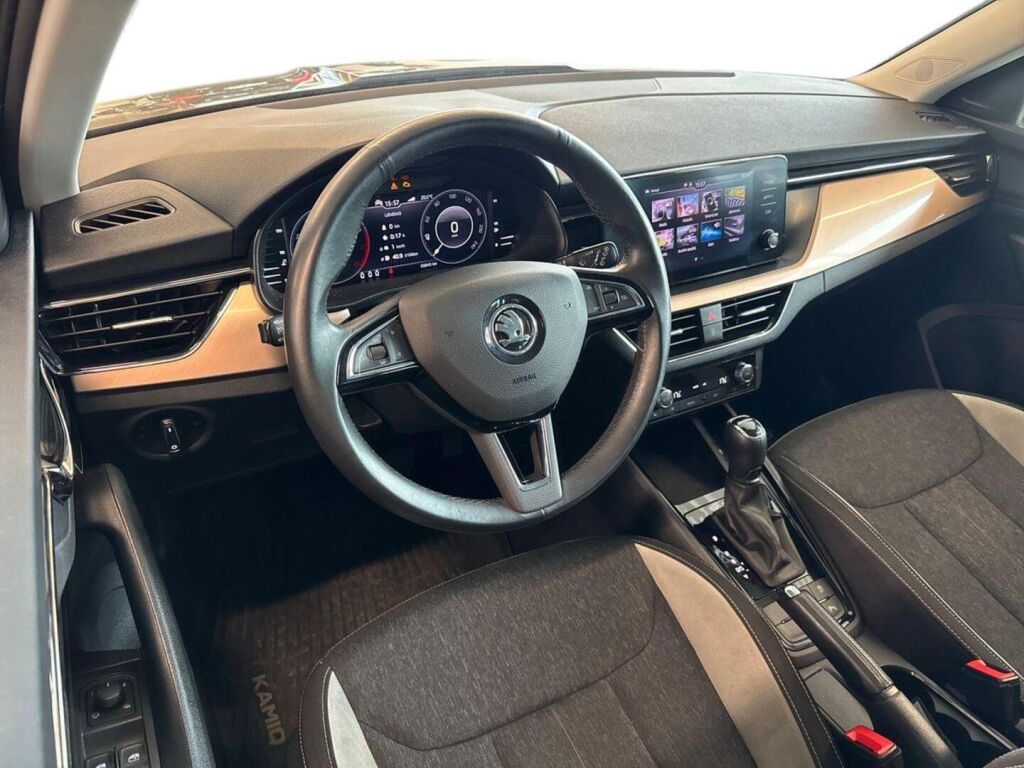 Skoda Kamiq 2020 Ruskea (beige)