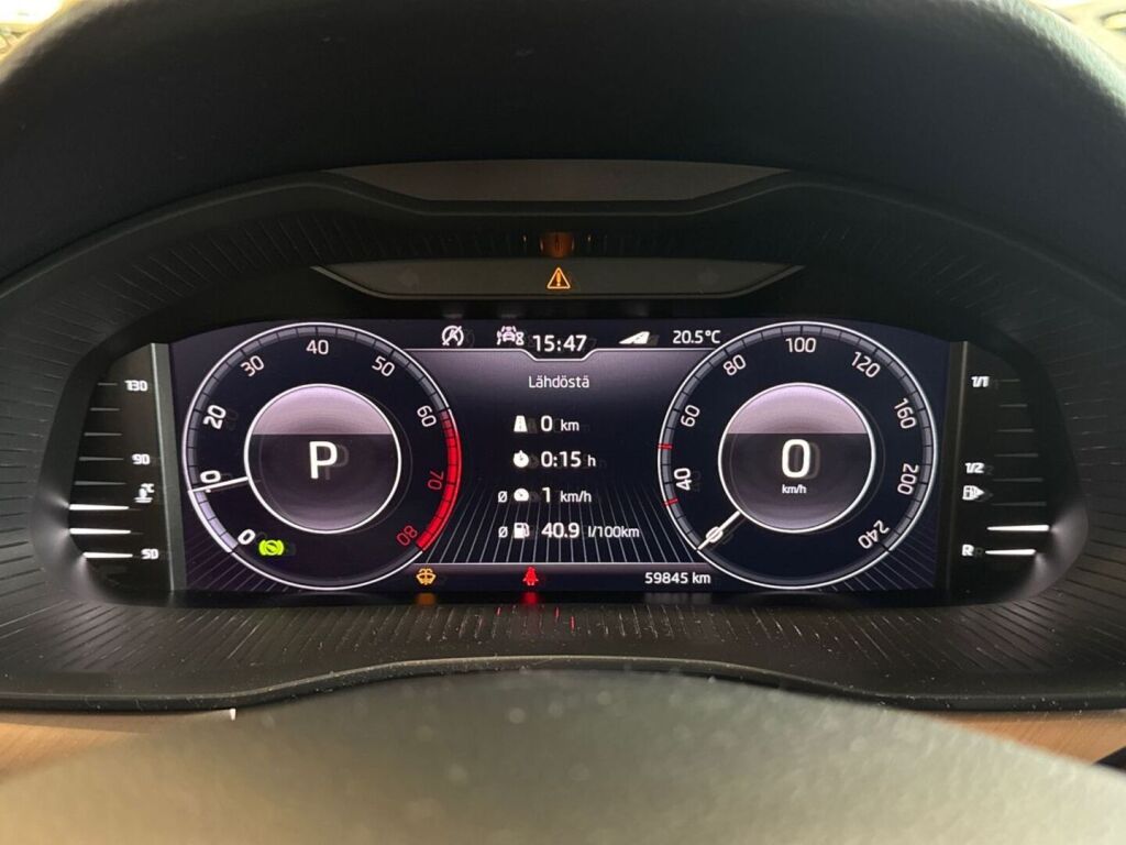 Skoda Kamiq 2020 Ruskea (beige)