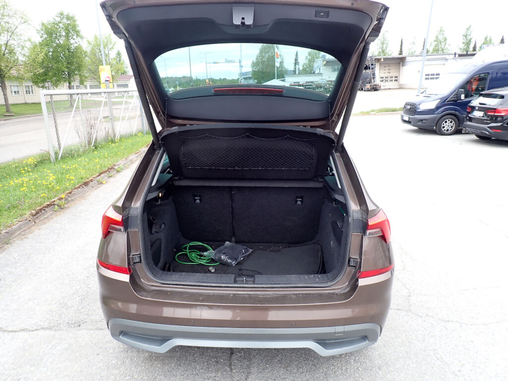 Skoda Kamiq 2020 Ruskea (beige)