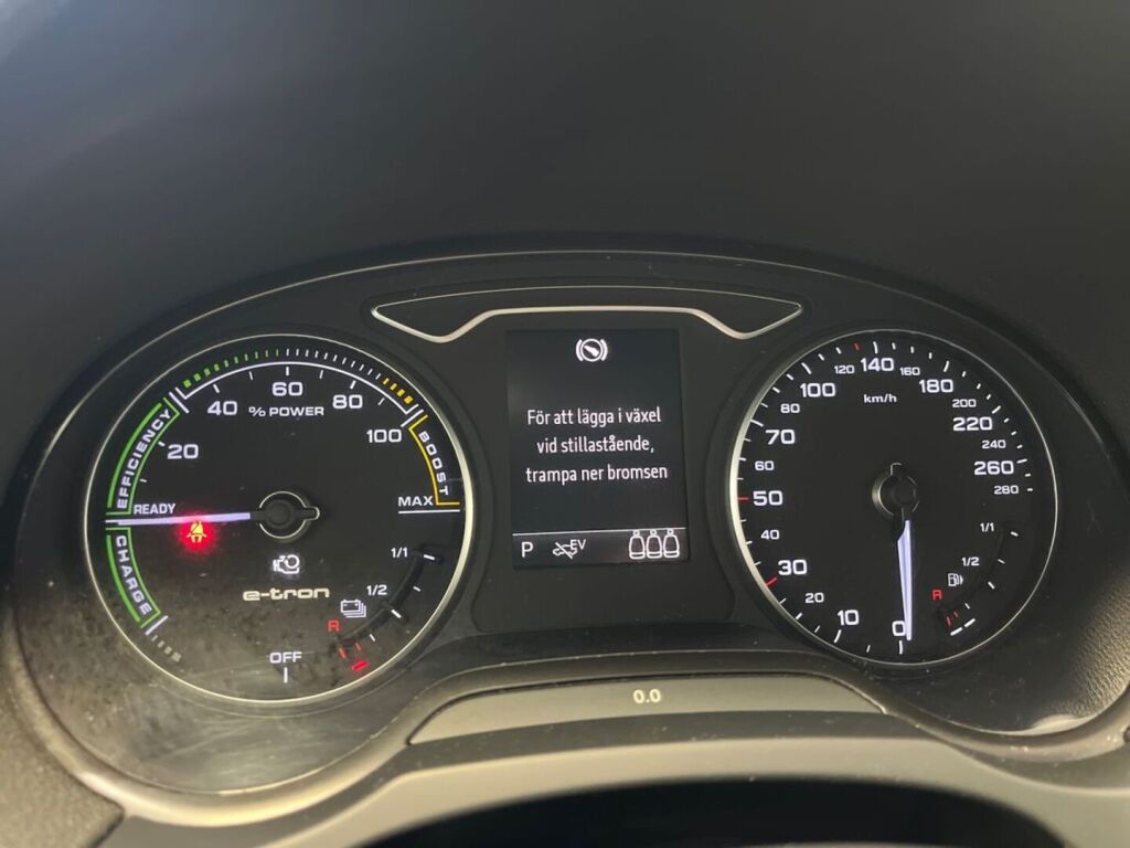 Audi A3 2017 Musta