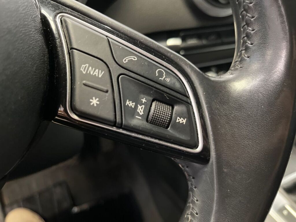 Audi A3 2017 Musta
