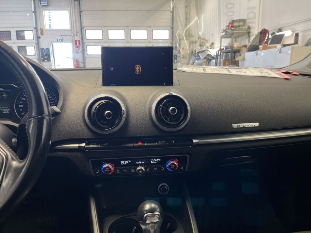 Audi A3 2017 Musta
