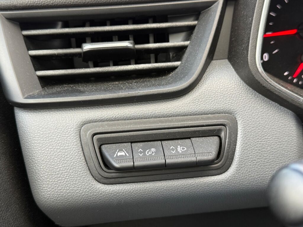 Renault Clio 2020 Valkoinen