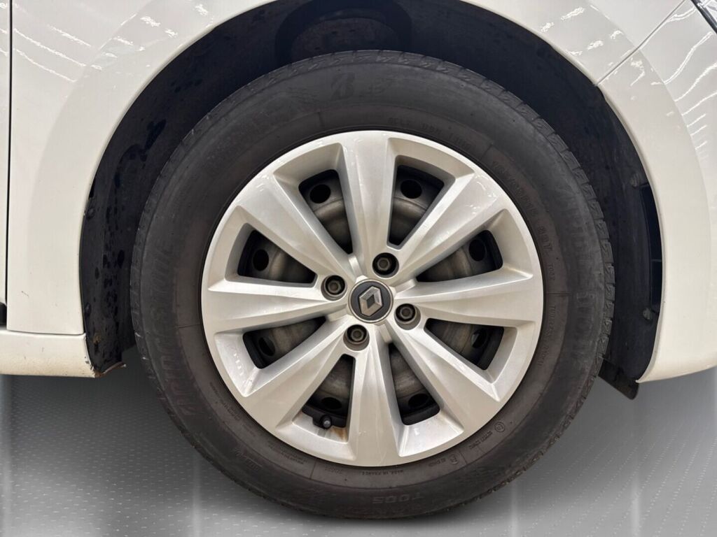 Renault Clio 2020 Valkoinen