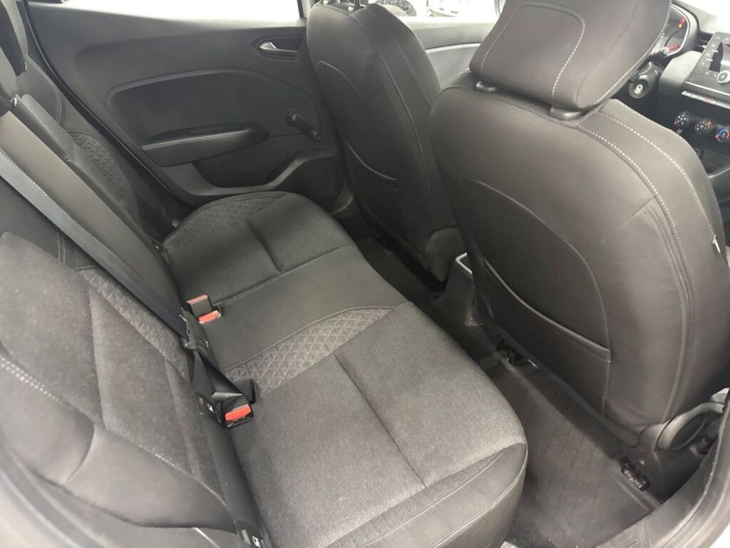 Renault Clio 2020 Valkoinen