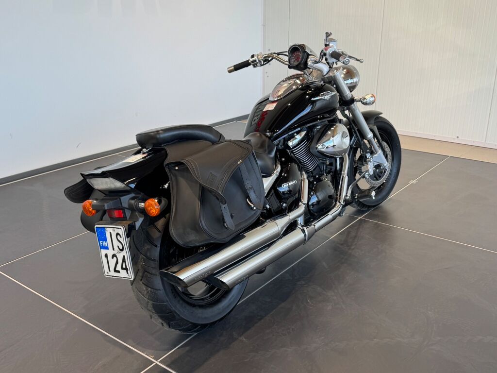 Suzuki INTRUDER 2006 Musta