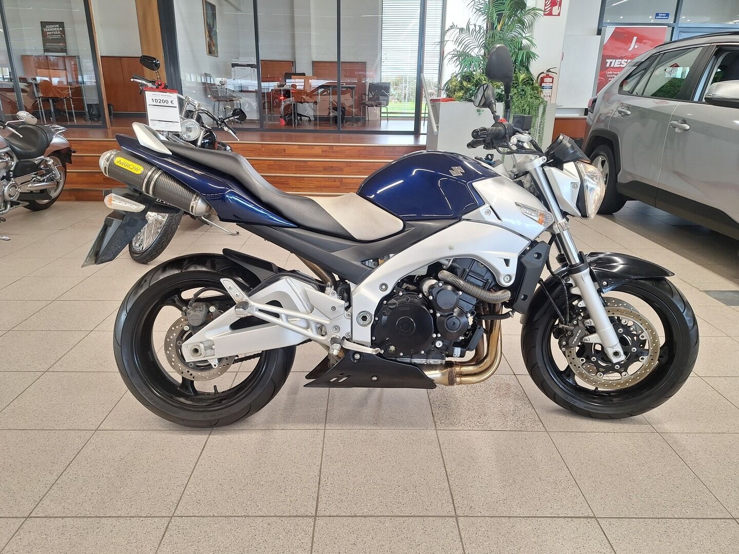 Suzuki GSR