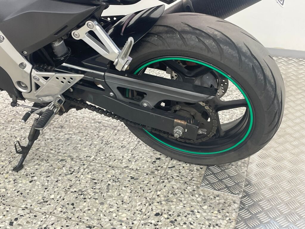 Kawasaki Z 2006 JS UK 250