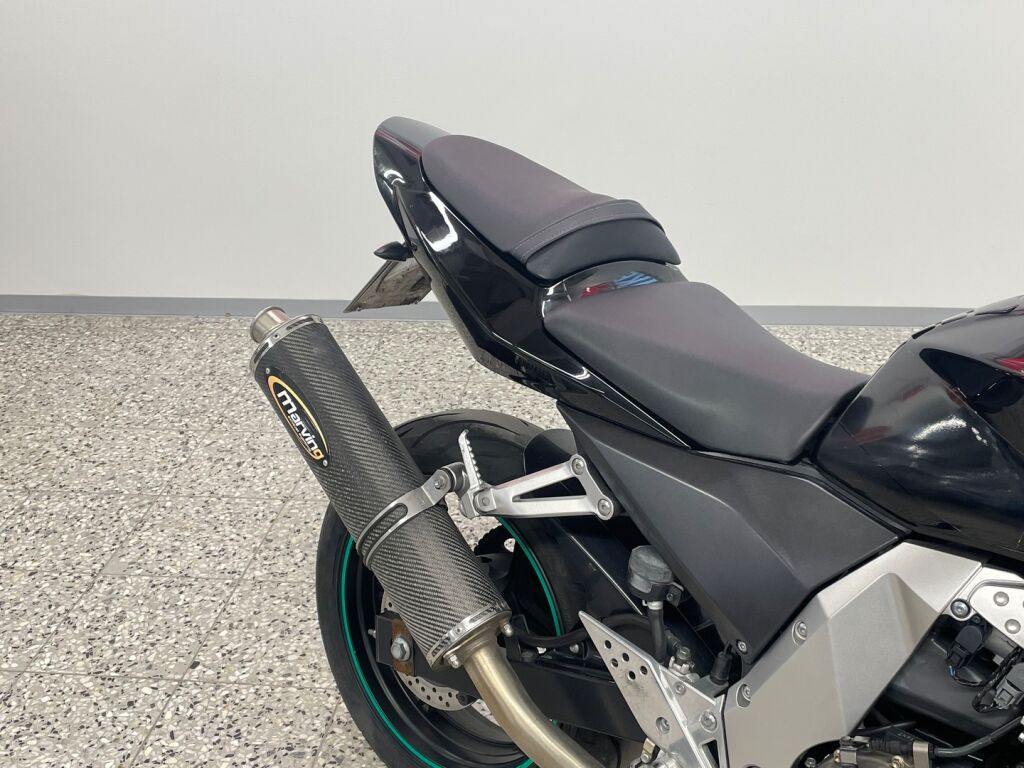 Kawasaki Z 2006 JS UK 250