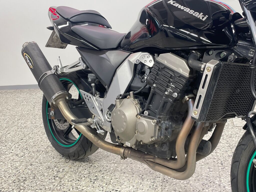 Kawasaki Z 2006 JS UK 250