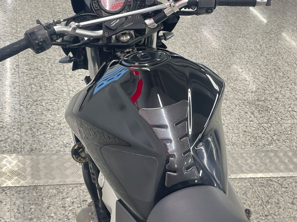 Kawasaki Z 2006 JS UK 250