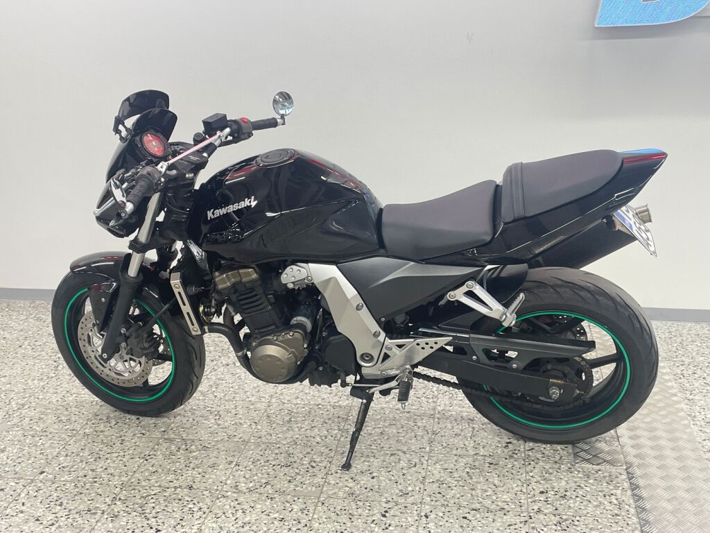 Kawasaki Z 2006 JS UK 250