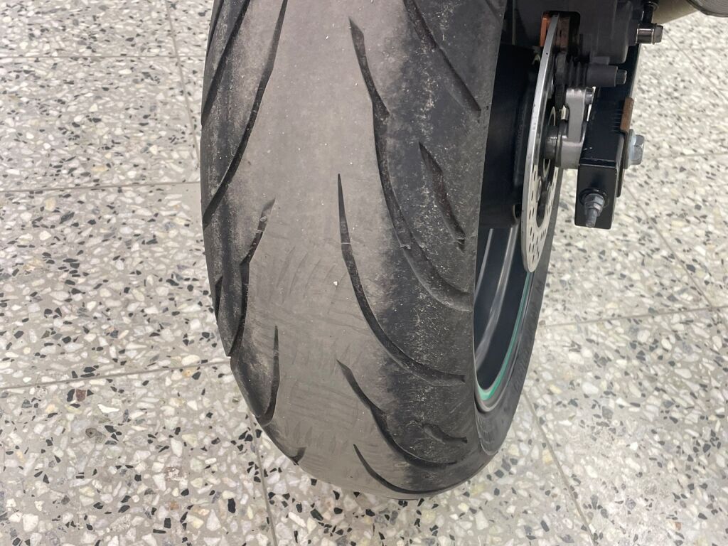 Kawasaki Z 2006 JS UK 250