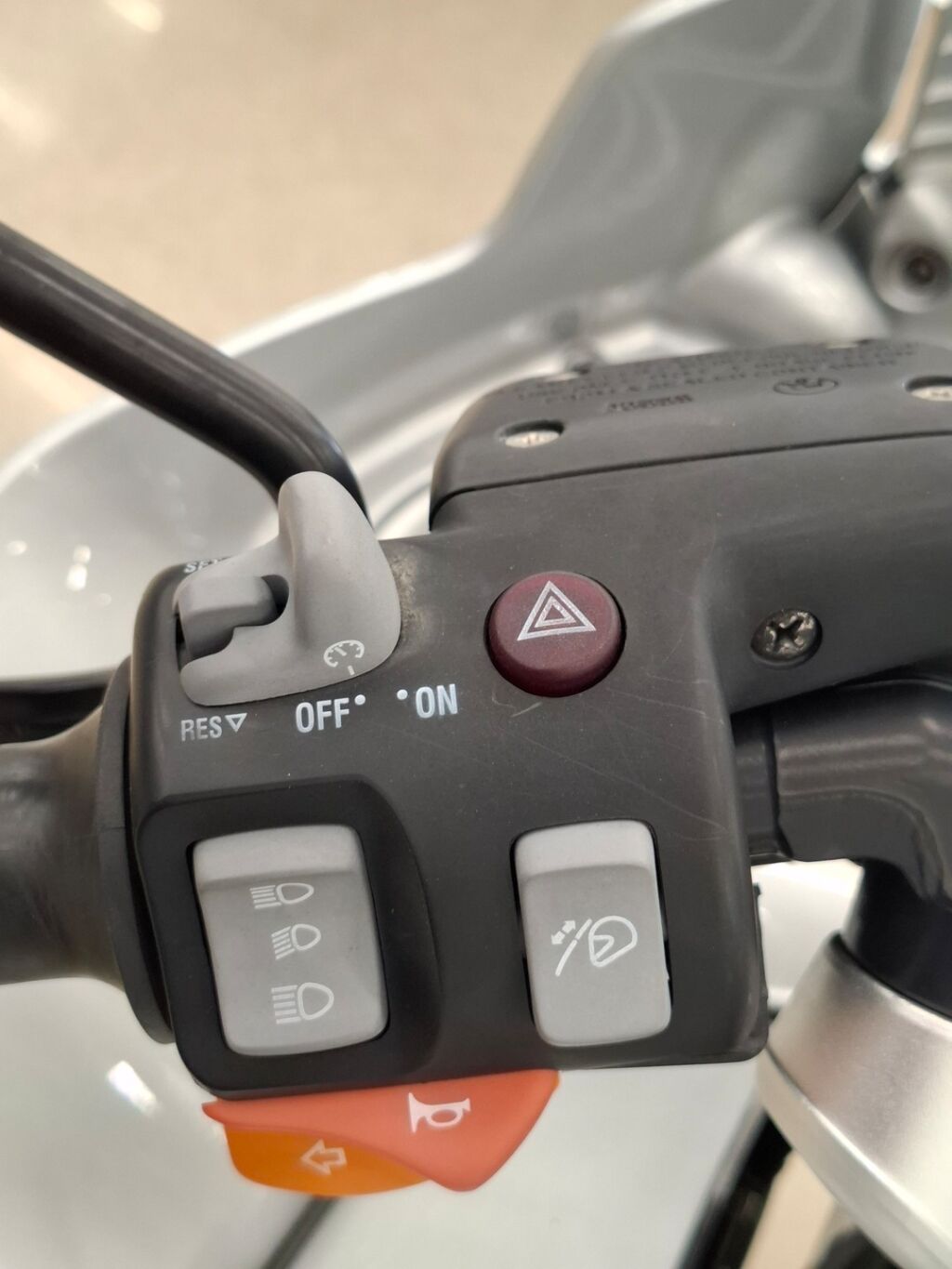 BMW K 2005 Harmaa