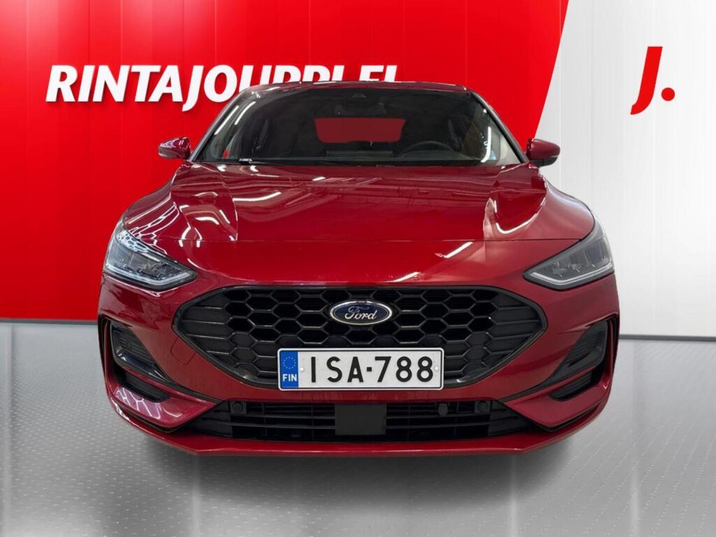 Ford Focus 2025 Punainen