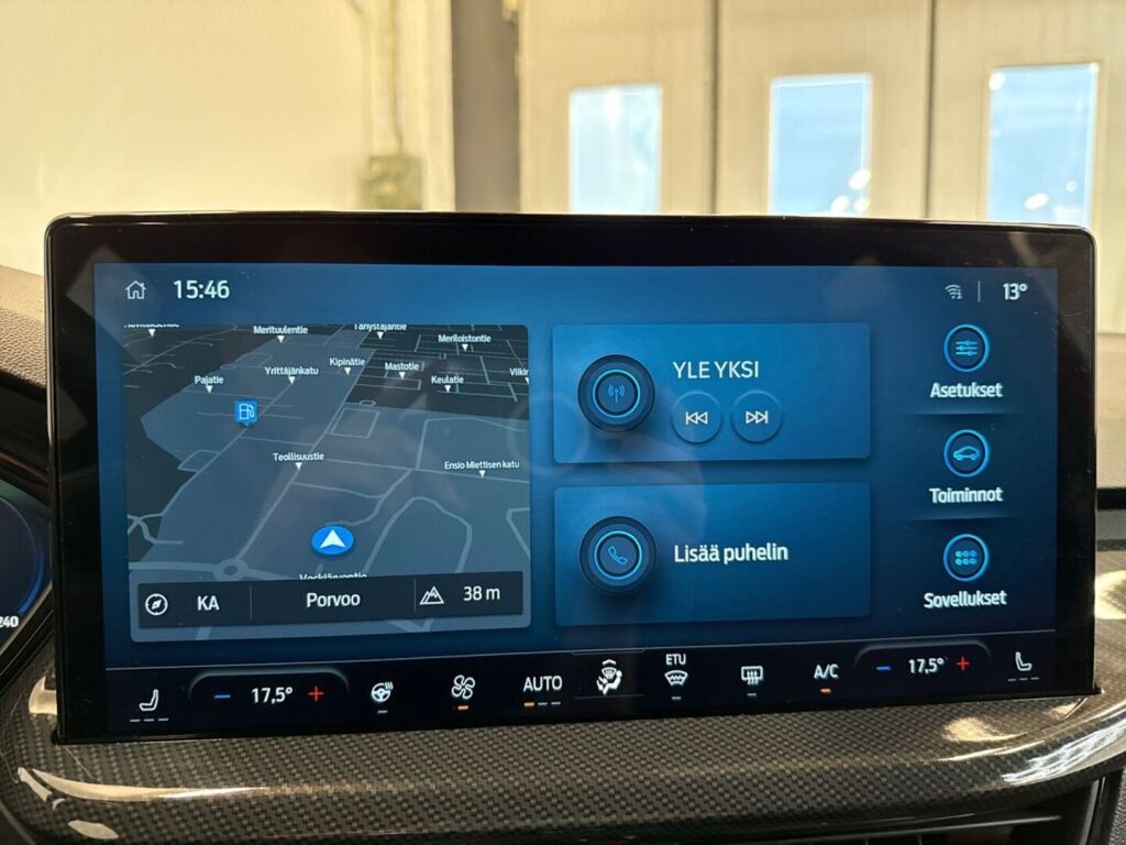 Ford Focus 2025 Punainen