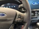 Ford Focus 2025 Punainen
