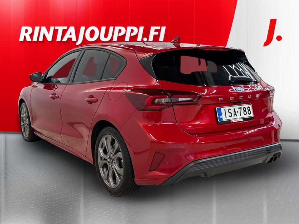 Ford Focus 2025 Punainen