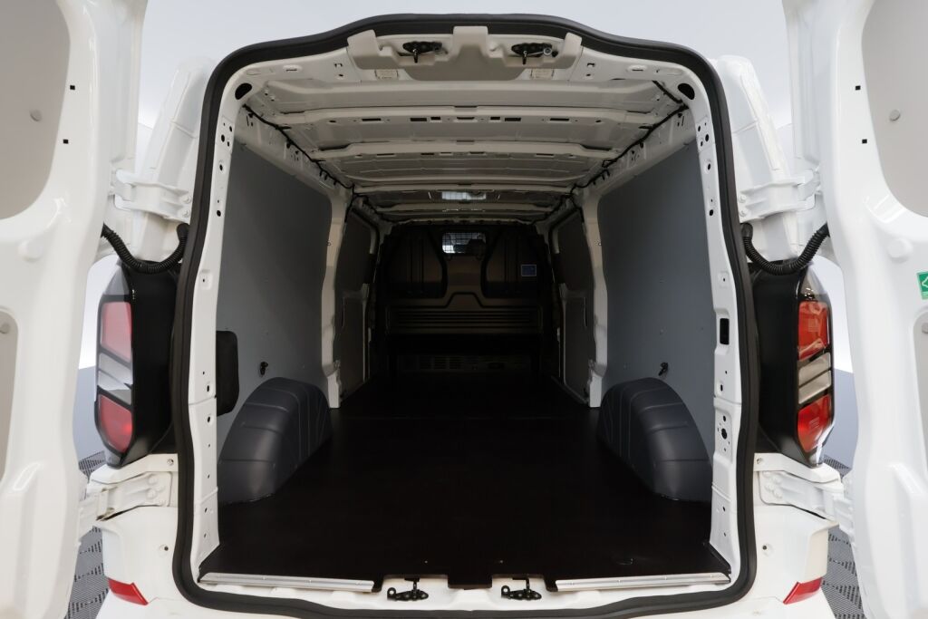 Ford Transit Custom 2025 Valkoinen