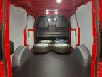 Ford Transit Custom 2025 Punainen