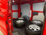 Ford Transit Custom 2025 Punainen