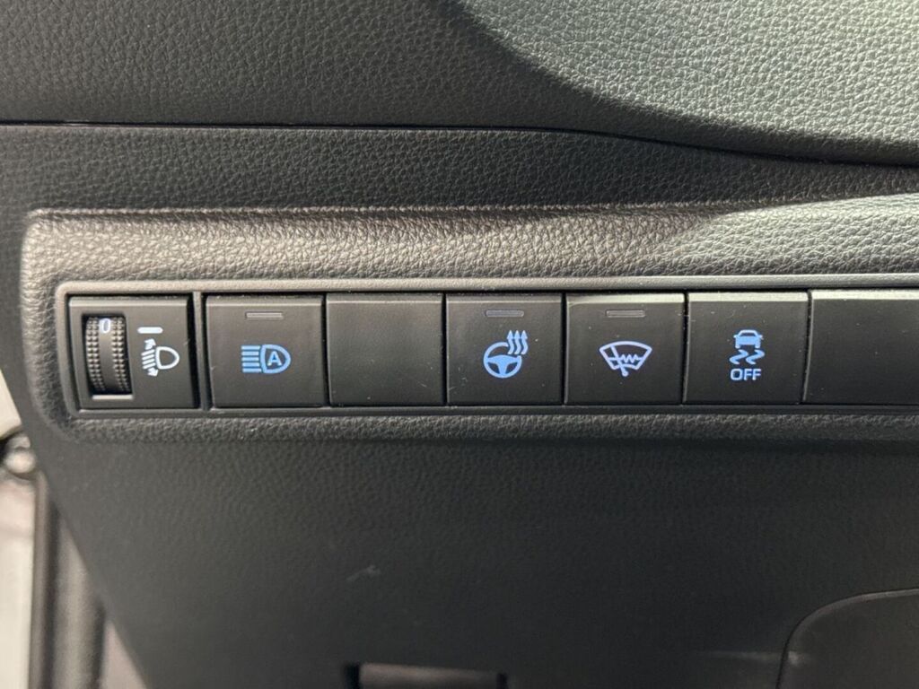 Toyota Corolla 2022 Harmaa