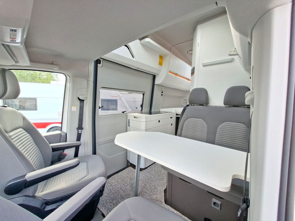 Volkswagen GRAND CALIFORNIA 600 2023 Valkoinen
