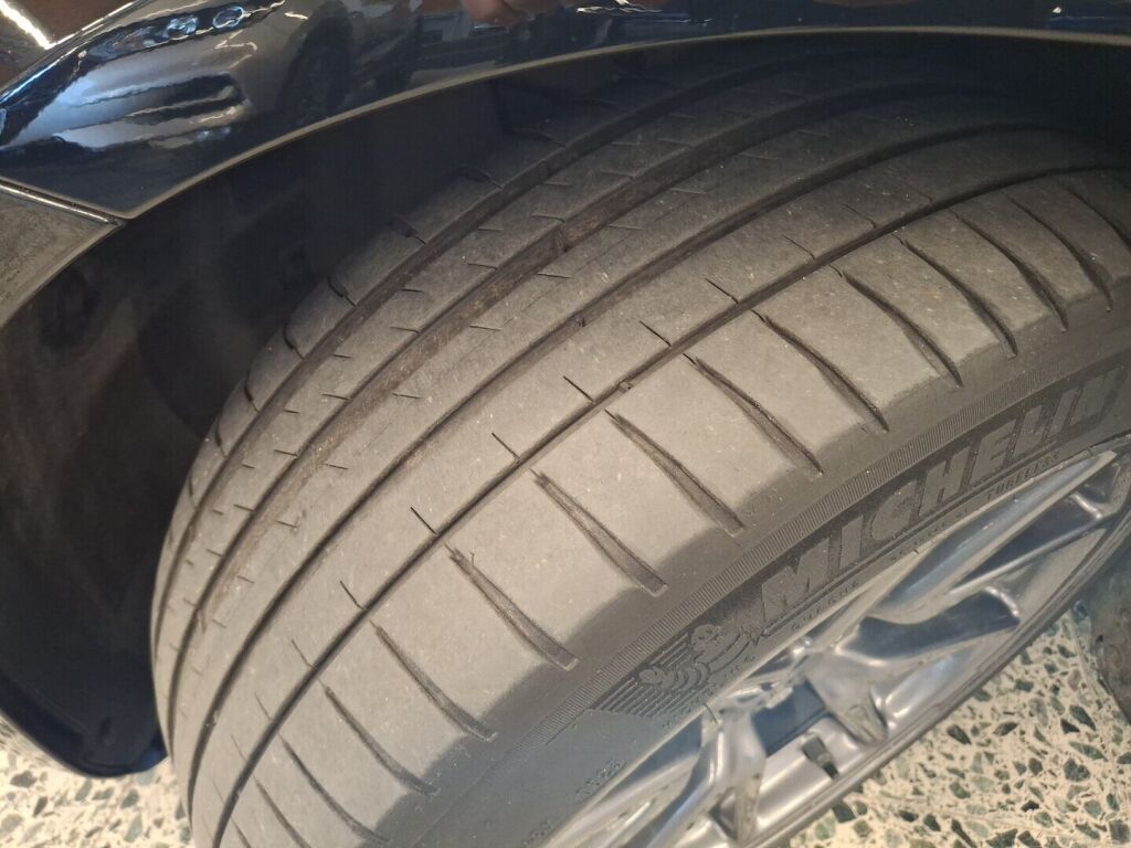 Tesla Model 3 2020 Musta