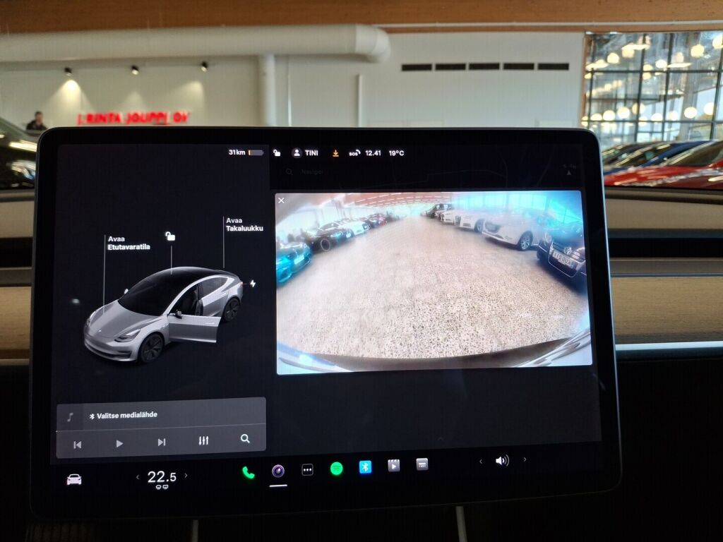 Tesla Model 3 2020 Musta