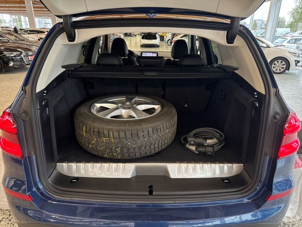 BMW X3 2021 Sininen