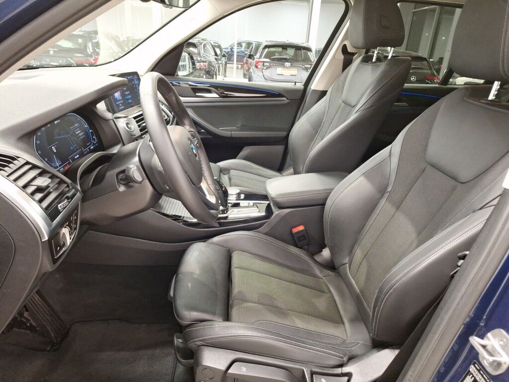 BMW X3 2021 Sininen