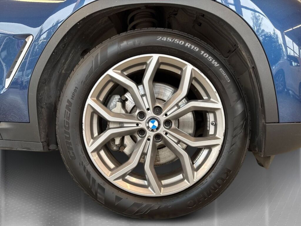 BMW X3 2021 Sininen