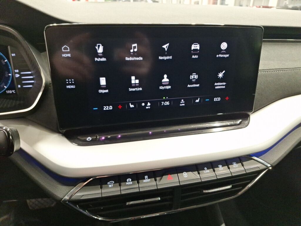 Skoda Octavia 2021 Musta