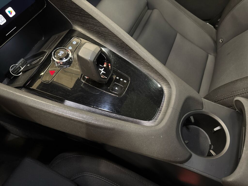 Polestar 2 2021 met.sininen