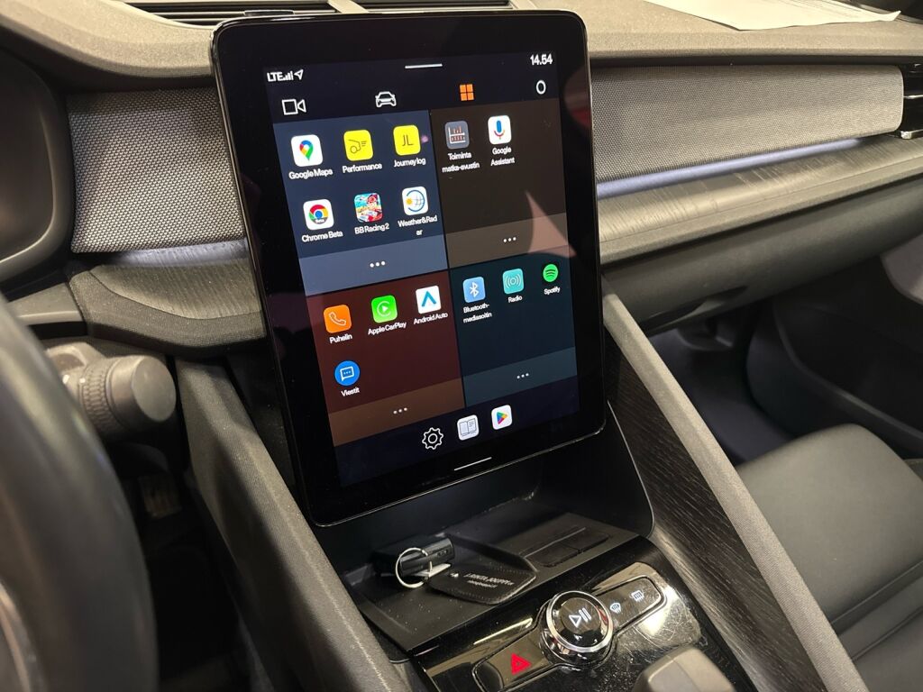 Polestar 2 2021 met.sininen