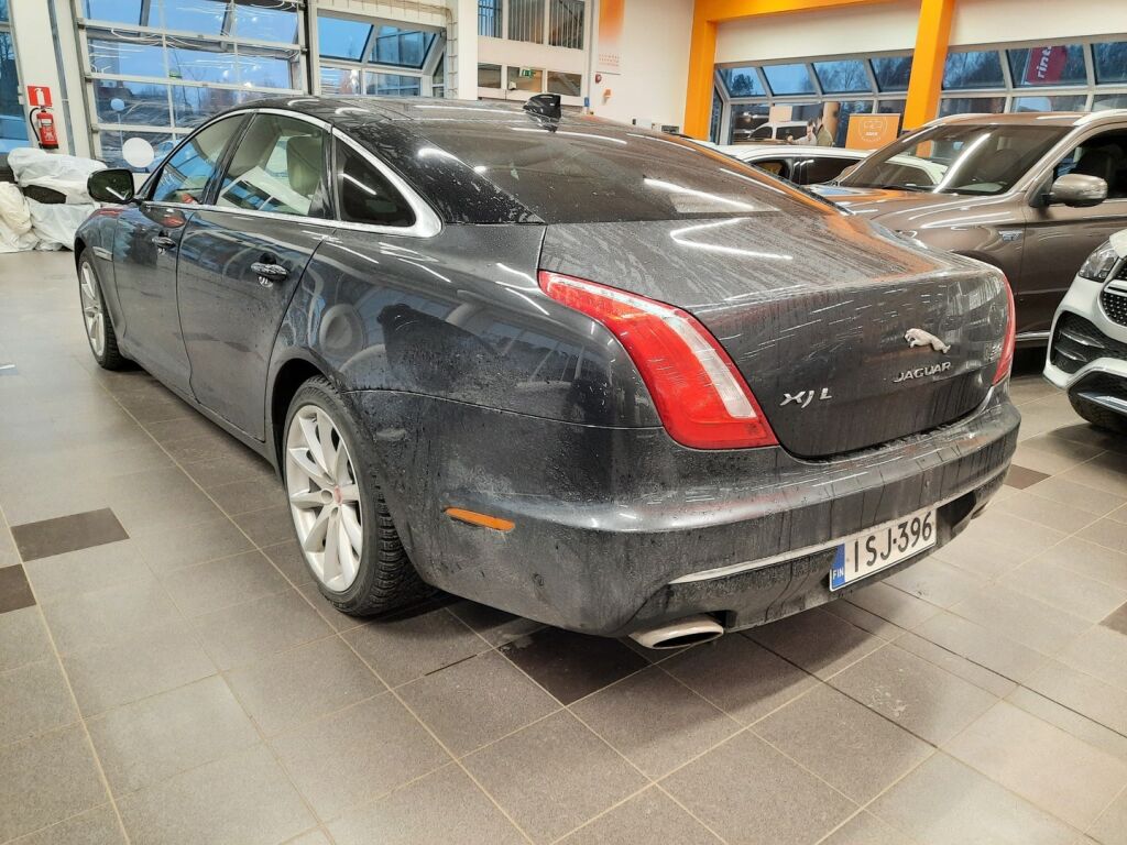 Jaguar XJ 2017 Harmaa