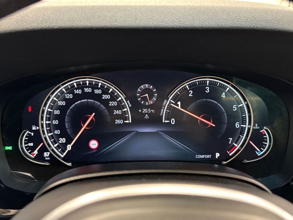 BMW 540 2018 Valkoinen