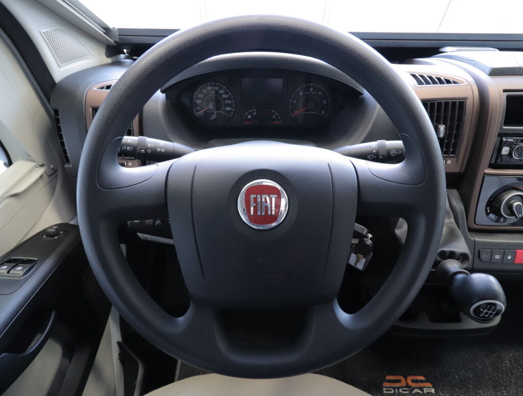 Mc louis SOVEREIGN 73 2016 Valkoinen