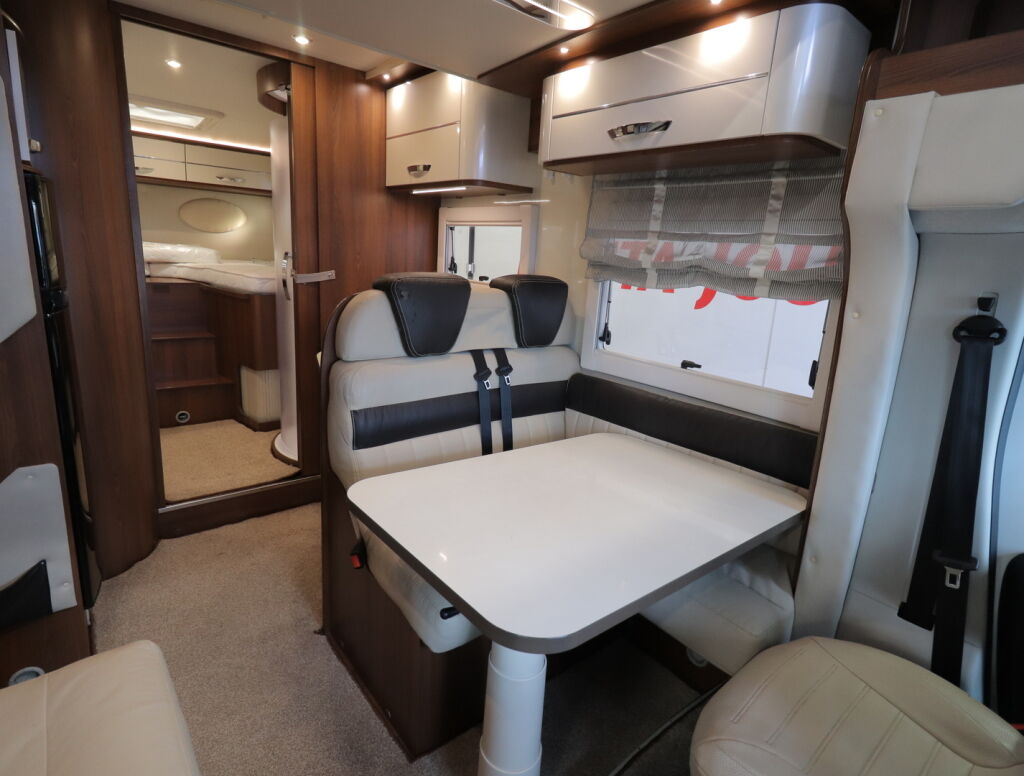 Mc louis SOVEREIGN 73 2016 Valkoinen