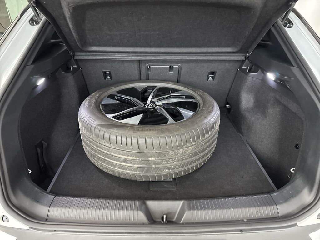 Volkswagen ID.4 2022 Valkoinen