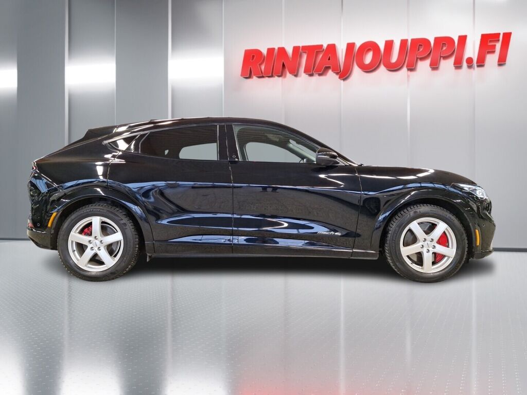 Ford Mustang Mach-E 2022 Musta