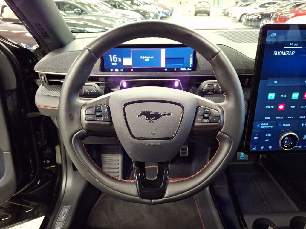 Ford Mustang Mach-E 2022 Musta