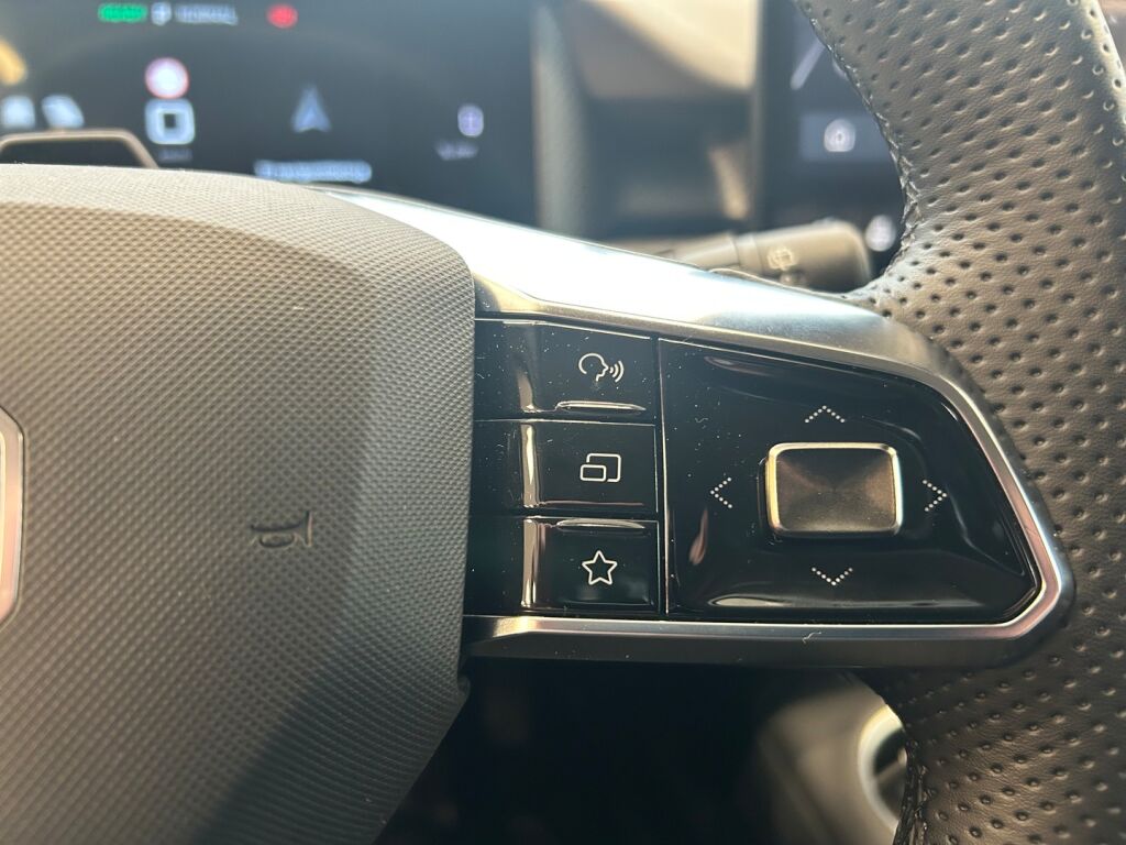 Mg MG5 2025 Musta