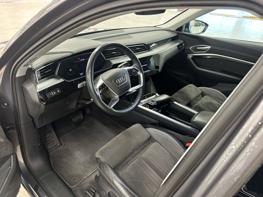 Audi e-tron 2020 Harmaa