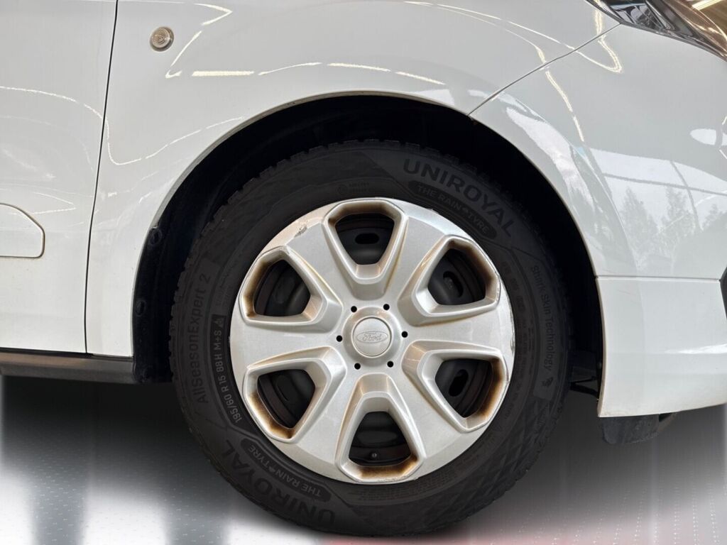 Ford Tourneo Courier 2020 Valkoinen