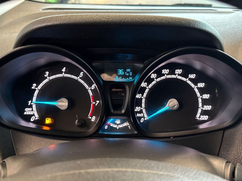 Ford Tourneo Courier 2020 Valkoinen