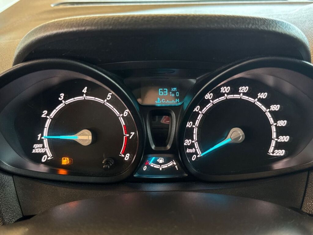 Ford Tourneo Courier 2020 Valkoinen