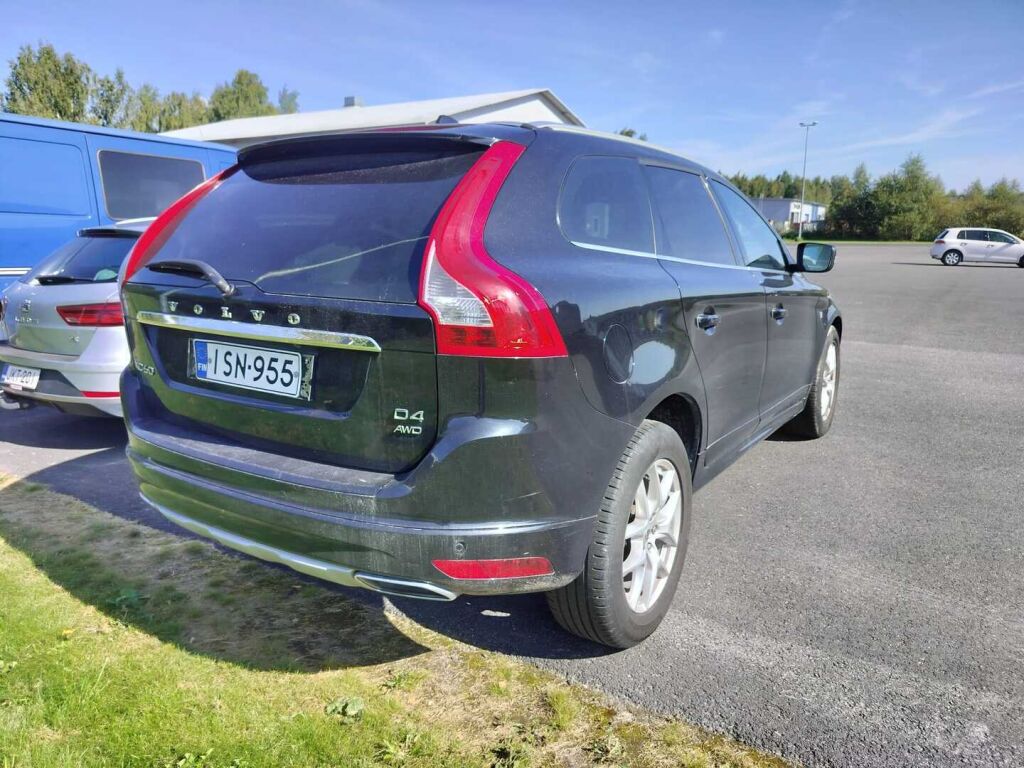 Volvo XC60 2016 Musta