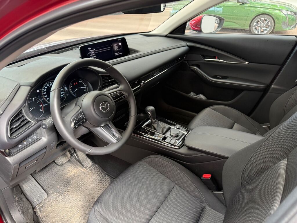 Mazda CX-30 2025 Punainen
