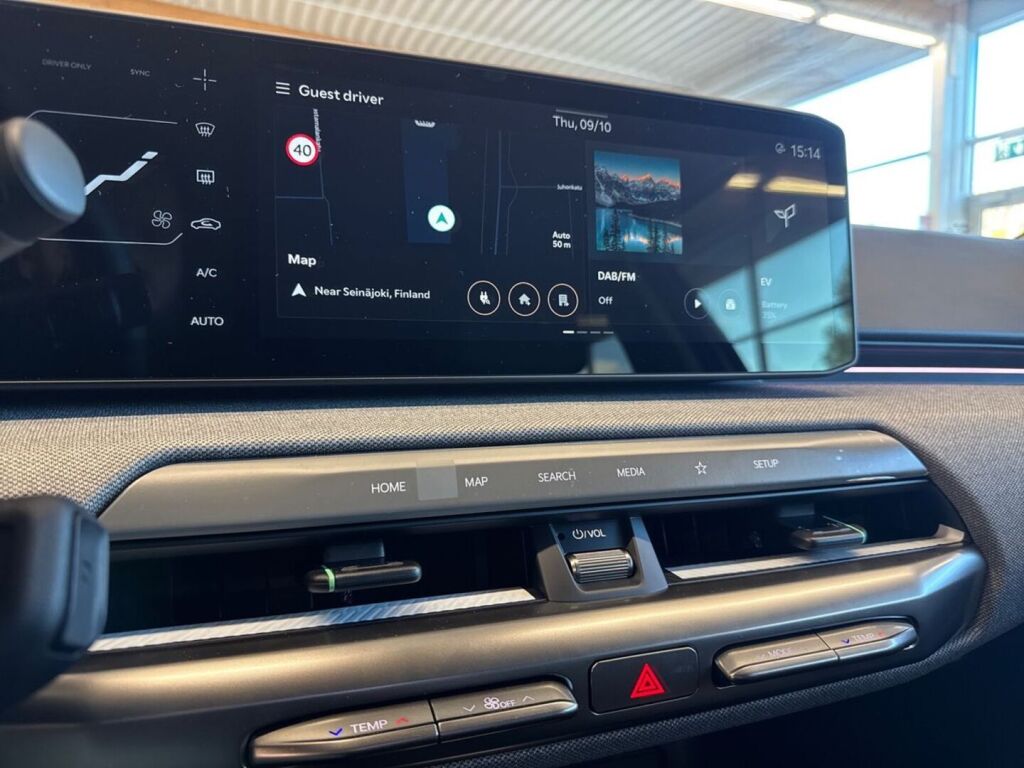 Kia EV4 2026 Valkoinen